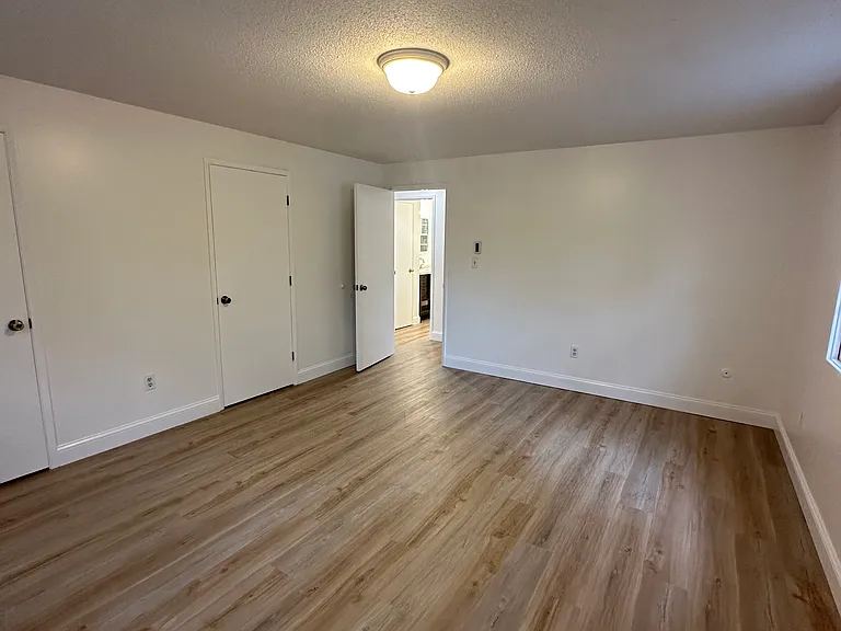 30 Garrison St #6 — Photo 6
