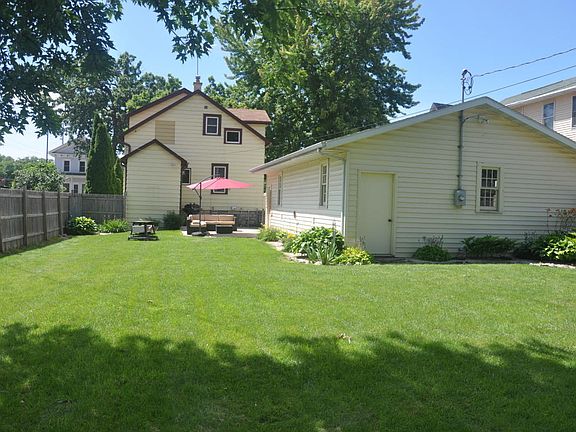 3rd image of 153 W Arndt St