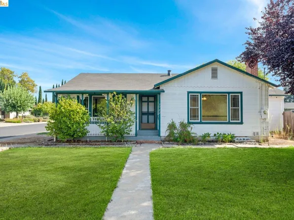 3742 Walnut Ave, Concord, CA 94519