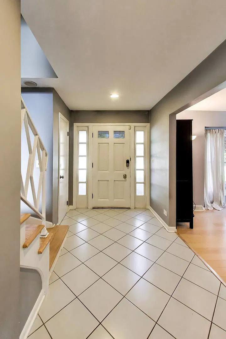 5 bed, 3.5 bath, 2230 sqft, $7,500 — Photo 4