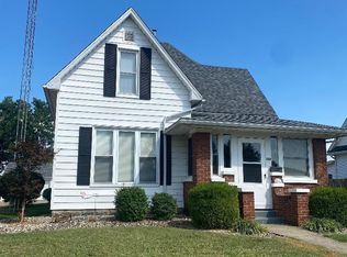 289 6th St NE, Linton, IN 47441