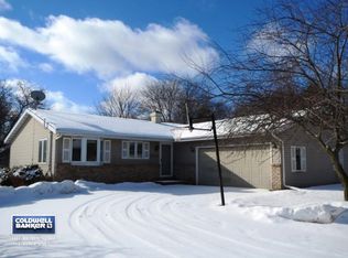 1833 W Homestead Dr, Appleton, WI 54914