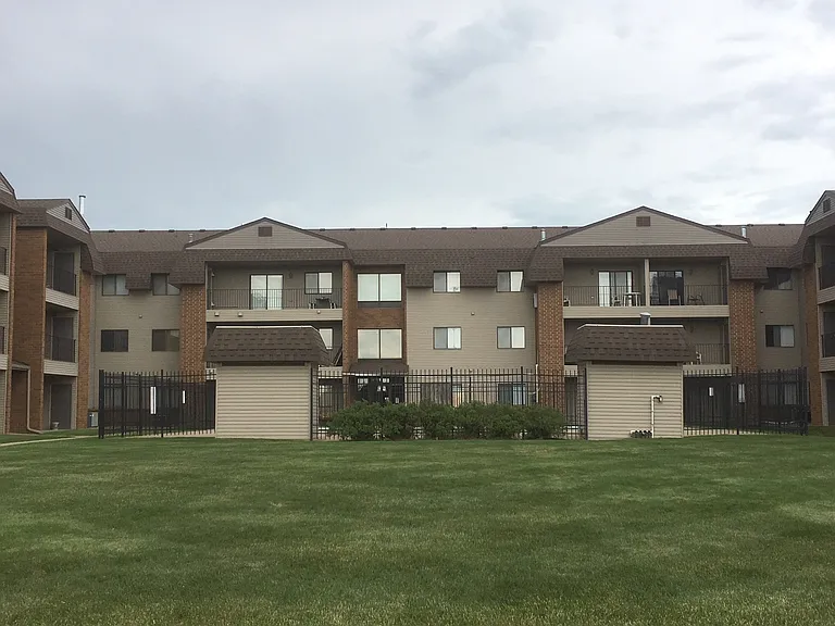 1727 N Grandview Ln #313 — Photo 6