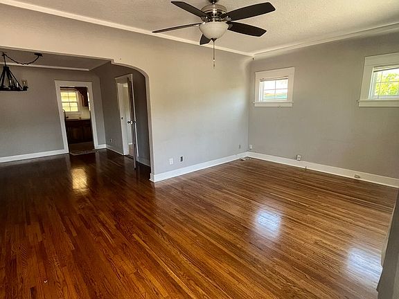 2nd image of 5320 Lenox Dr