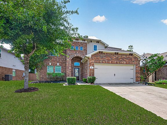 2nd image of 104 Long Meadow Ct