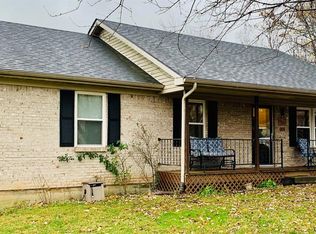 205 Waverly Ln, Frankfort, KY 40601