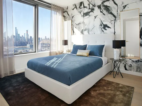 3 Court Sq APT 6112, Long Island City, NY 11101