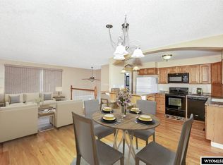 13 Meadowgreen Pl, Douglas, WY 82633