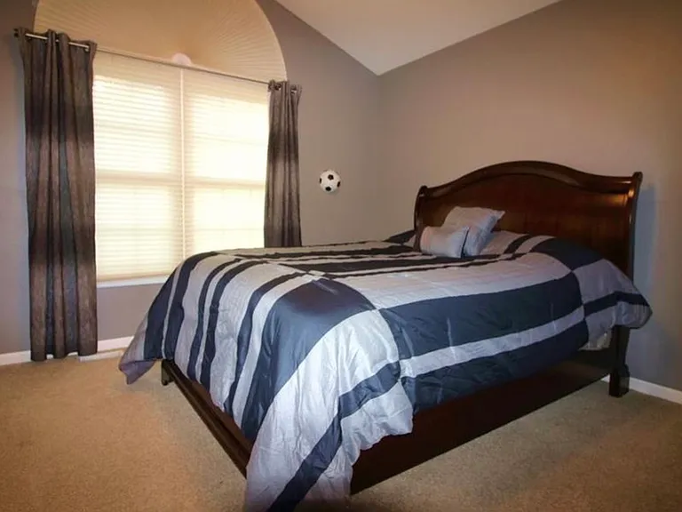 2419 Camzie Dr — Photo 15