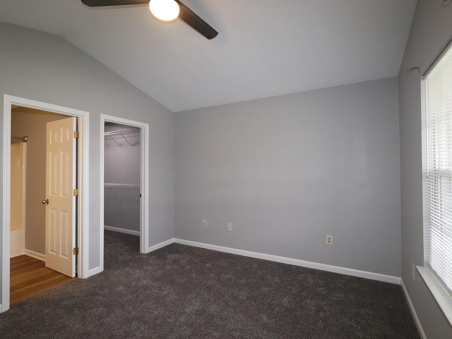 3 bed, 2.0 bath, 1177 sqft, $1,750 — Photo 4