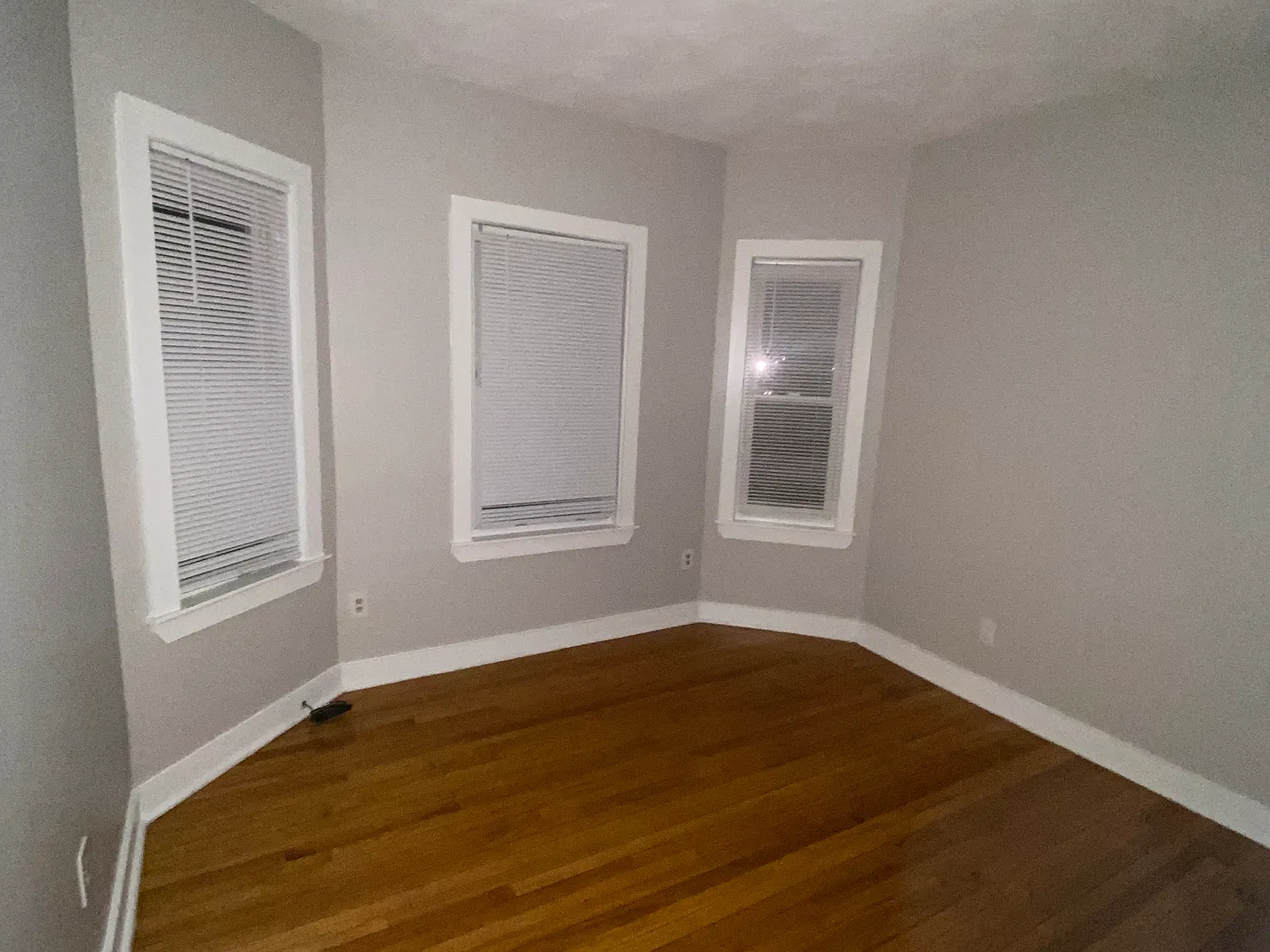 2 bed, 1066 sqft, $2,900 — Photo 3
