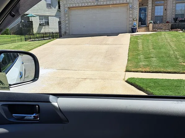 6179 W Milliken Bnd, Fayetteville, AR 72704