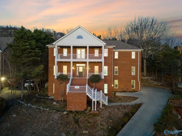 7743 Donegal Dr SE, Huntsville, AL 35802
