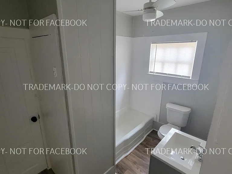 131 Eisenhower St — Photo 6