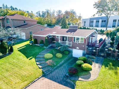 44 Overlook Road, Great Neck, NY, 11020