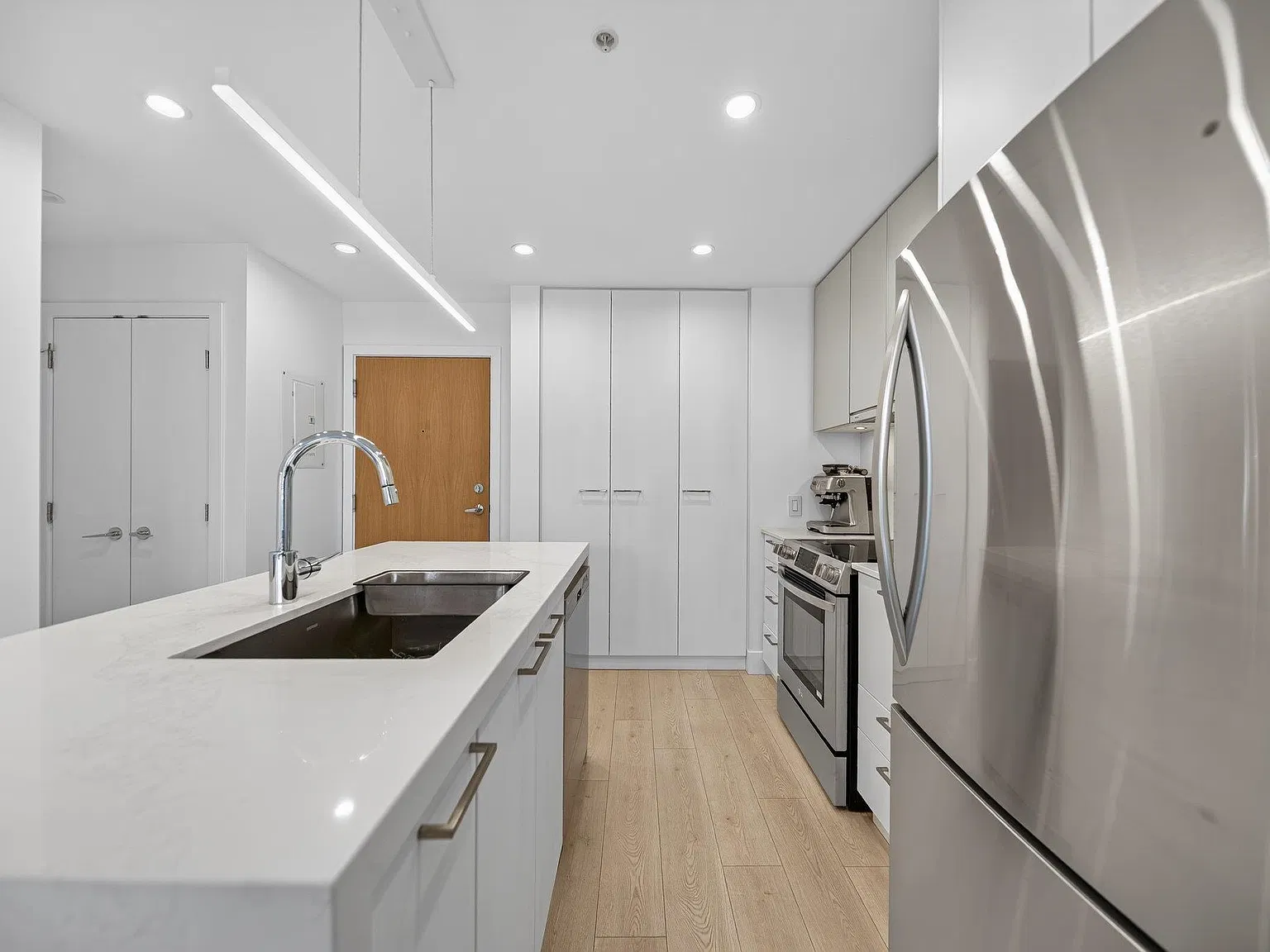1 bed, 605 sqft, $2,950 — Photo 4
