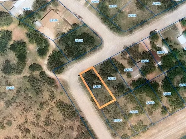 100 Utah St, Brady, TX 76825
