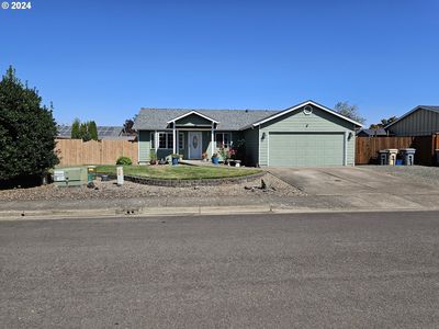 875 Ladino Pl W, Harrisburg, OR, 97446