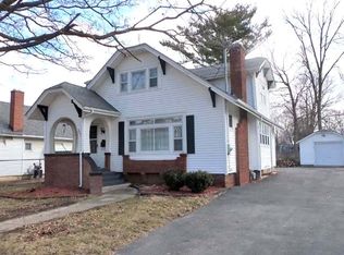 307 S 4th St, Oregon, IL 61061