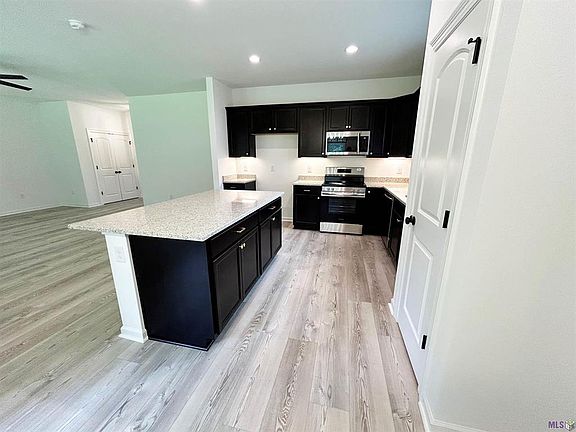 4th image of 46129 Terra Cotta Ct