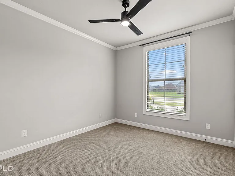 138 Sitka Loop — Photo 31
