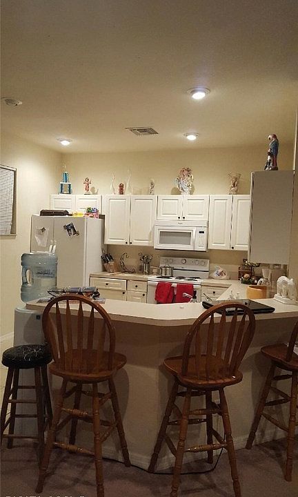 2nd image of 2919 Elaine Ave N