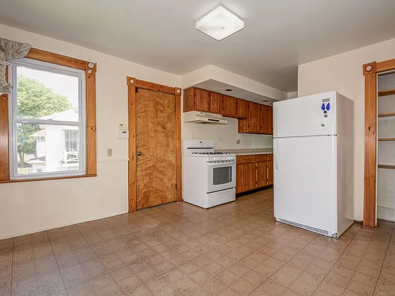 46-48 South St #2 — Photo 5