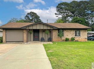 405 Central Ave, Wake Village, TX 75501