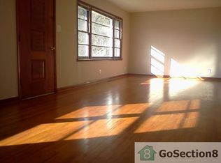 1064 Tower Dr, Birmingham, AL 35214