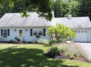 4 Alden Rd, Windsor, CT 06095