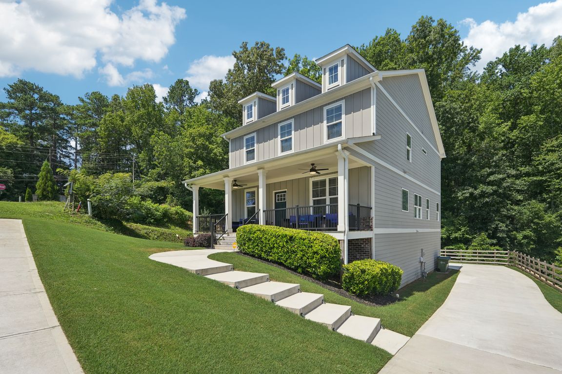 Stonegate Dr-S1507-001.jpg