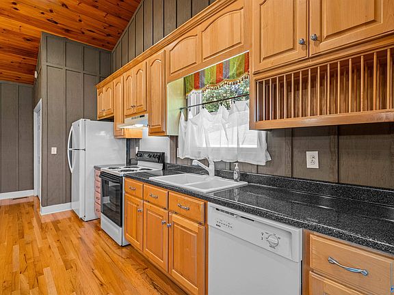 4th image of 3831 County Road 51