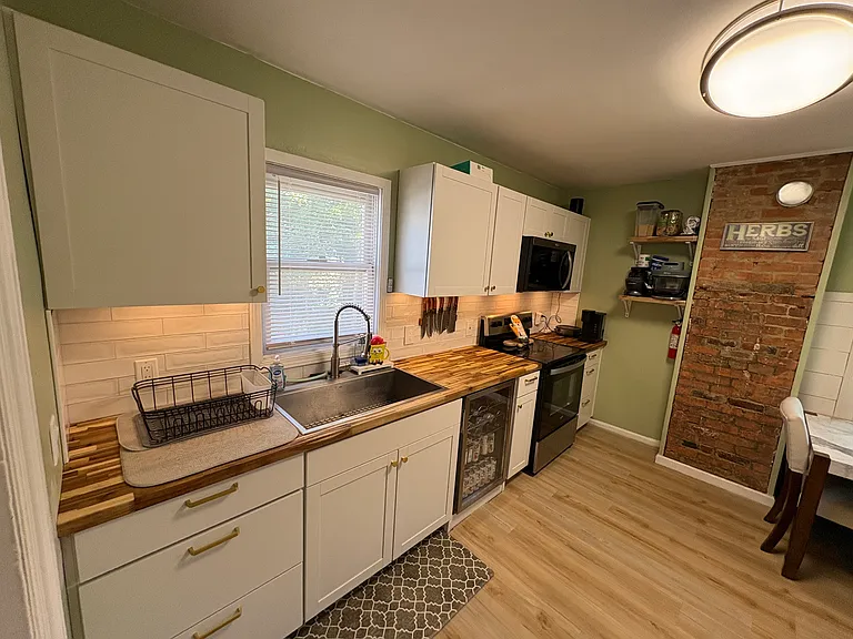 49 Gregory St #49 — Photo 21
