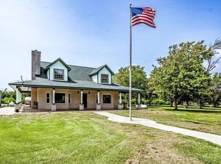9010 Point Barrow Rd, Beach City, TX 77523