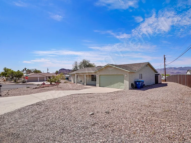 3092 Tomahawk Dr — Photo 3