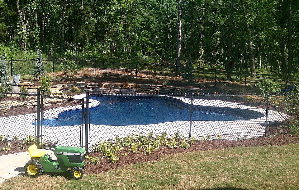 2nd image of 5606 Stonewood Dr