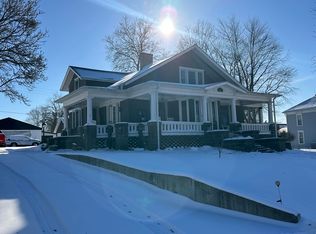 110 W Marshall St, Sweet springs, MO 65351