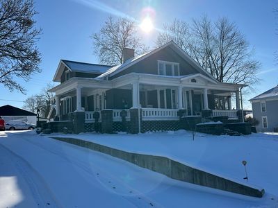 110 W Marshall St, Sweet springs, MO, 65351