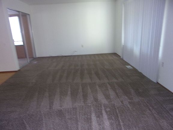2nd image of 127 Lassen Cir
