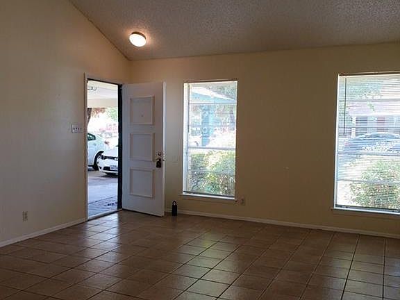 3rd image of 10705 Lanshire Dr #B