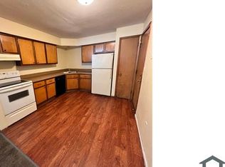 2305 School St APT 7, Rockford, IL 61101