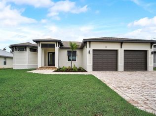 14 Tournament Rd, Rotonda West, FL 33947