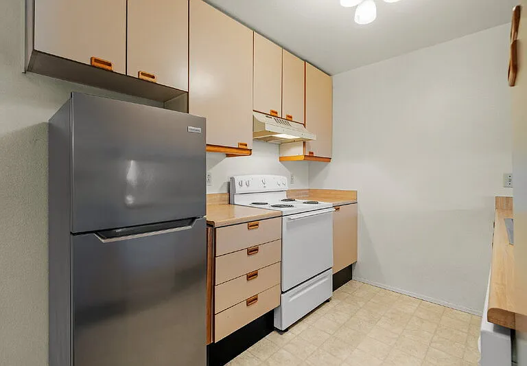 8308 Regents Rd #2E — Photo 5