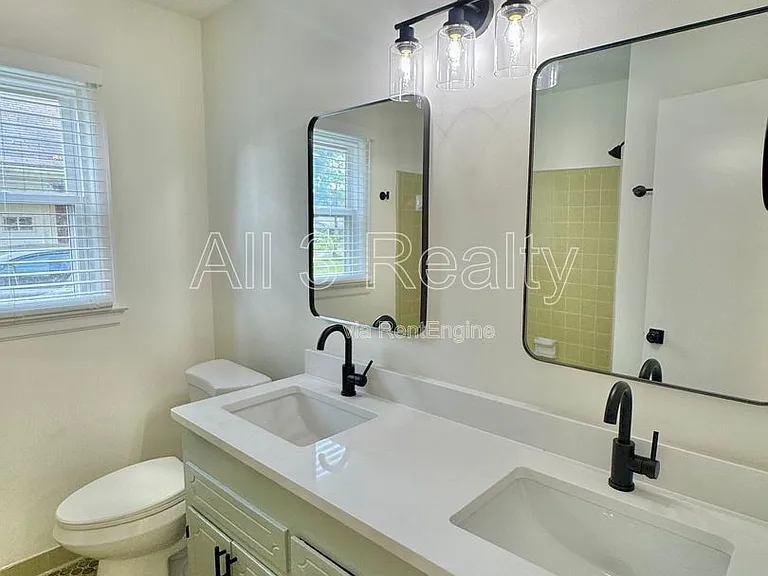 713 Dubuque Dr — Photo 28