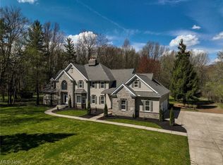 2468 Brainard Rd, Pepper Pike, OH 44124