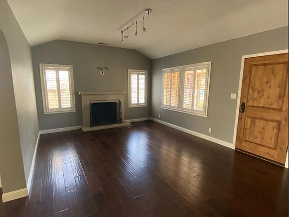 2nd image of 934 Florence Ln