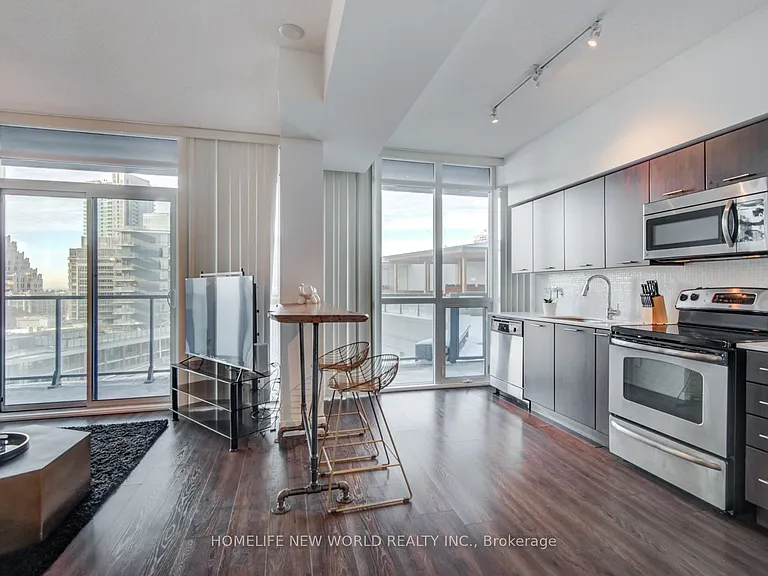 169 Fort York Blvd #1012 — Photo 3