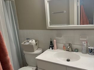 19 Trowbridge St APT 1, Cambridge, MA 02138