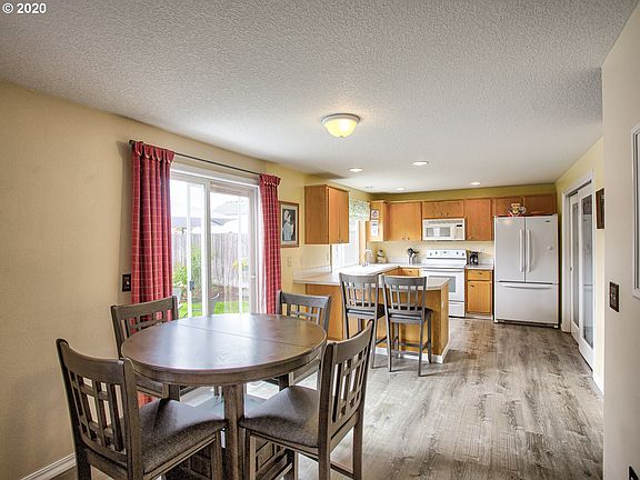 3rd image of 10008 NE 116th Ct