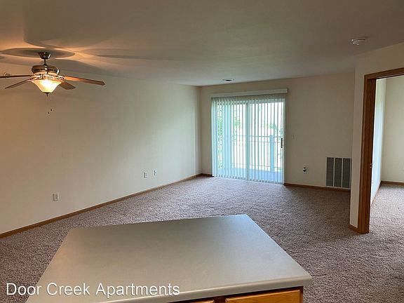4th image of 929 Harrington Dr #103
